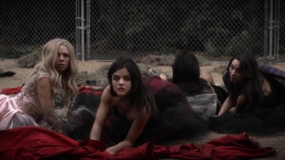 Pretty_Little_Liars_S06E01_720p_HDTV_X264-DIMENSION_0338.jpg