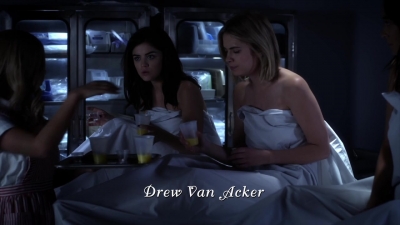 Pretty_Little_Liars_S06E01_720p_HDTV_X264-DIMENSION_0513.jpg