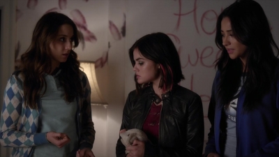Pretty_Little_Liars_S06E01_720p_HDTV_X264-DIMENSION_1608.jpg