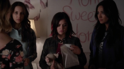 Pretty_Little_Liars_S06E01_720p_HDTV_X264-DIMENSION_1618.jpg