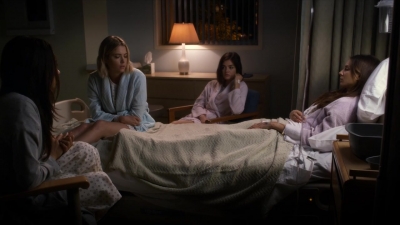 Pretty_Little_Liars_S06E02_720p_HDTV_X264-DIMENSION_0064.jpg