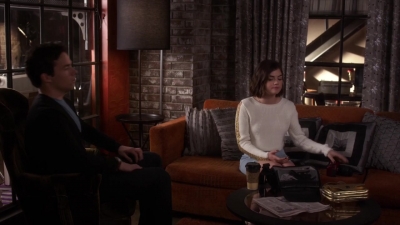 Pretty_Little_Liars_S06E02_720p_HDTV_X264-DIMENSION_0880.jpg