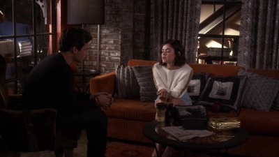Pretty_Little_Liars_S06E02_720p_HDTV_X264-DIMENSION_0885.jpg