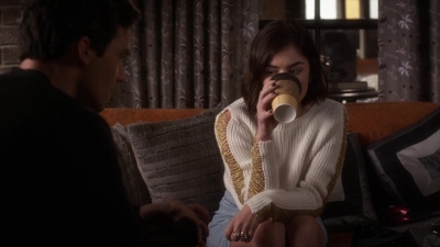 Pretty_Little_Liars_S06E02_720p_HDTV_X264-DIMENSION_0900.jpg