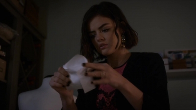 Pretty_Little_Liars_S06E03_720p_HDTV_X264-DIMENSION_1832.jpg