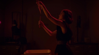 Pretty_Little_Liars_S06E04_720p_HDTV_X264-DIMENSION_1631.jpg