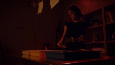 Pretty_Little_Liars_S06E04_720p_HDTV_X264-DIMENSION_1637.jpg