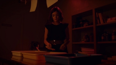 Pretty_Little_Liars_S06E04_720p_HDTV_X264-DIMENSION_1641.jpg