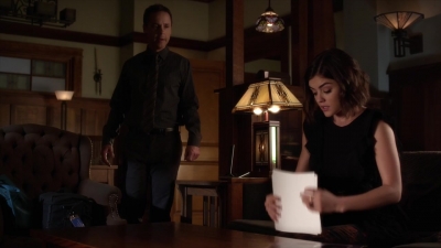 Pretty_Little_Liars_S06E04_720p_HDTV_X264-DIMENSION_2193.jpg