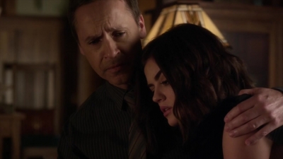 Pretty_Little_Liars_S06E04_720p_HDTV_X264-DIMENSION_2253.jpg