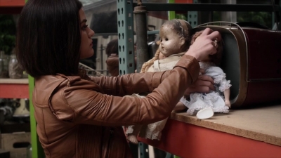 Pretty_Little_Liars_S06E05_720p_HDTV_X264-DIMENSION_1069.jpg