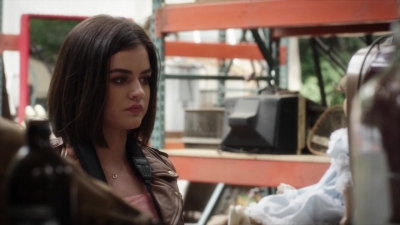 Pretty_Little_Liars_S06E05_720p_HDTV_X264-DIMENSION_1073.jpg