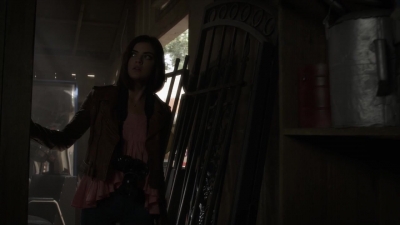 Pretty_Little_Liars_S06E05_720p_HDTV_X264-DIMENSION_1098.jpg
