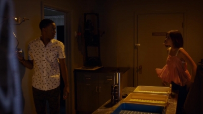 Pretty_Little_Liars_S06E05_720p_HDTV_X264-DIMENSION_1223.jpg