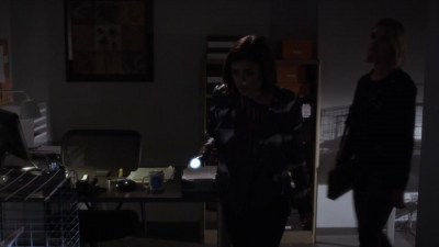 Pretty_Little_Liars_S06E06_720p_HDTV_X264-DIMENSION_1860.jpg