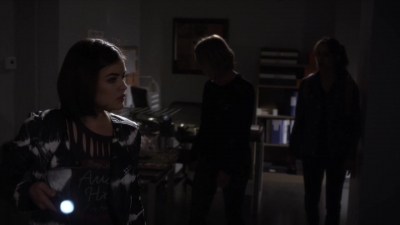 Pretty_Little_Liars_S06E06_720p_HDTV_X264-DIMENSION_1864.jpg