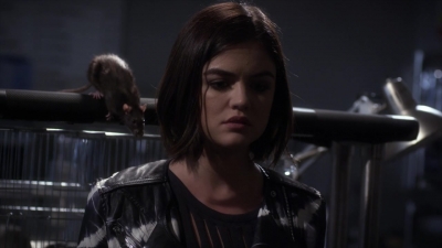 Pretty_Little_Liars_S06E06_720p_HDTV_X264-DIMENSION_2212.jpg