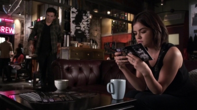 Pretty_Little_Liars_S06E08_FrAmed_720p_WEB-DL_DD5_1_H_264-PLLs_0376.jpg
