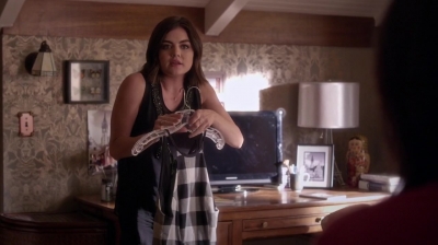 Pretty_Little_Liars_S06E08_FrAmed_720p_WEB-DL_DD5_1_H_264-PLLs_0739.jpg