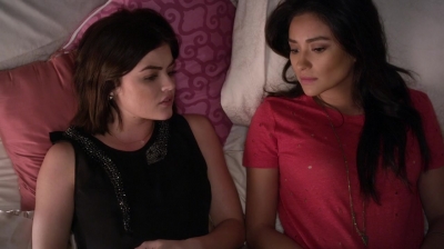 Pretty_Little_Liars_S06E08_FrAmed_720p_WEB-DL_DD5_1_H_264-PLLs_1086.jpg