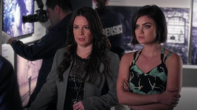 Pretty_Little_Liars_S06E08_FrAmed_720p_WEB-DL_DD5_1_H_264-PLLs_1585.jpg