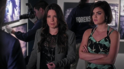 Pretty_Little_Liars_S06E08_FrAmed_720p_WEB-DL_DD5_1_H_264-PLLs_1591.jpg