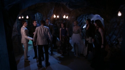 Pretty_Little_Liars_S06E09_Last_Dance_720p_WEB-DL_DD5_1_H_264-PLLs_2241.jpg