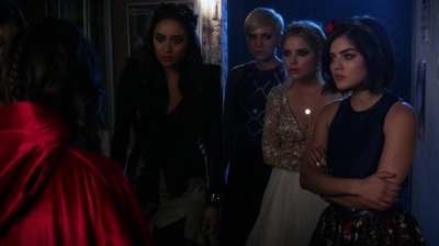 Pretty_Little_Liars_S06E10_Game_Over_Charles_720p_WEB-DL_DD5_1_H_264-PLLs_0261.jpg