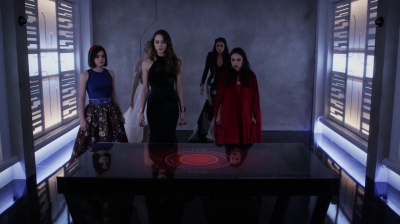 Pretty_Little_Liars_S06E10_Game_Over_Charles_720p_WEB-DL_DD5_1_H_264-PLLs_0481.jpg