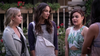 Pretty_Little_Liars_S06E10_Game_Over_Charles_720p_WEB-DL_DD5_1_H_264-PLLs_2412.jpg