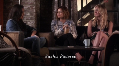 Pretty_Little_Liars_S06E11_Of_Late_I_Think_of_Rosewood_720p_WEB-DL_DD5_1_H_264-NTb_0440.jpg