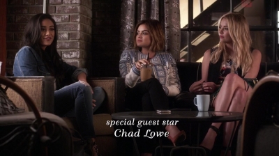 Pretty_Little_Liars_S06E11_Of_Late_I_Think_of_Rosewood_720p_WEB-DL_DD5_1_H_264-NTb_0455.jpg