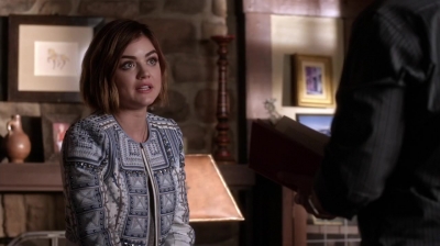 Pretty_Little_Liars_S06E11_Of_Late_I_Think_of_Rosewood_720p_WEB-DL_DD5_1_H_264-NTb_0637.jpg