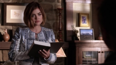 Pretty_Little_Liars_S06E11_Of_Late_I_Think_of_Rosewood_720p_WEB-DL_DD5_1_H_264-NTb_0668.jpg