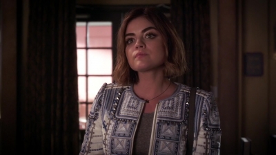 Pretty_Little_Liars_S06E11_Of_Late_I_Think_of_Rosewood_720p_WEB-DL_DD5_1_H_264-NTb_0795.jpg