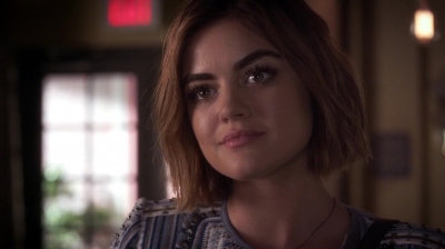Pretty_Little_Liars_S06E11_Of_Late_I_Think_of_Rosewood_720p_WEB-DL_DD5_1_H_264-NTb_0816.jpg