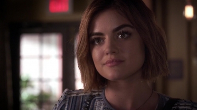 Pretty_Little_Liars_S06E11_Of_Late_I_Think_of_Rosewood_720p_WEB-DL_DD5_1_H_264-NTb_0817.jpg