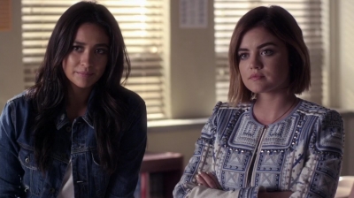 Pretty_Little_Liars_S06E11_Of_Late_I_Think_of_Rosewood_720p_WEB-DL_DD5_1_H_264-NTb_1081.jpg
