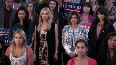 Pretty_Little_Liars_S06E11_Of_Late_I_Think_of_Rosewood_720p_WEB-DL_DD5_1_H_264-NTb_1172.jpg