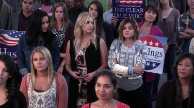Pretty_Little_Liars_S06E11_Of_Late_I_Think_of_Rosewood_720p_WEB-DL_DD5_1_H_264-NTb_1222.jpg