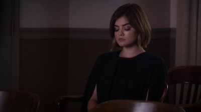 Pretty_Little_Liars_S06E11_Of_Late_I_Think_of_Rosewood_720p_WEB-DL_DD5_1_H_264-NTb_1431.jpg