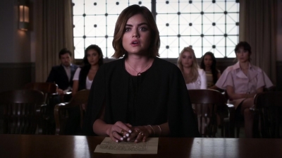 Pretty_Little_Liars_S06E11_Of_Late_I_Think_of_Rosewood_720p_WEB-DL_DD5_1_H_264-NTb_1465.jpg