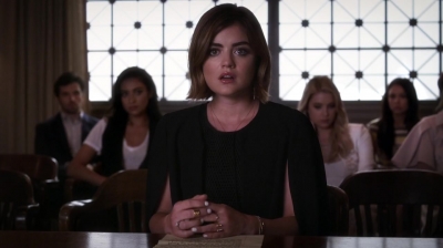 Pretty_Little_Liars_S06E11_Of_Late_I_Think_of_Rosewood_720p_WEB-DL_DD5_1_H_264-NTb_1519.jpg
