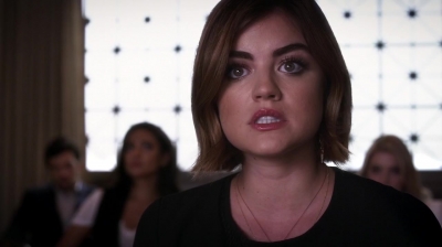 Pretty_Little_Liars_S06E11_Of_Late_I_Think_of_Rosewood_720p_WEB-DL_DD5_1_H_264-NTb_1572.jpg