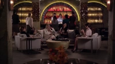 Pretty_Little_Liars_S06E11_Of_Late_I_Think_of_Rosewood_720p_WEB-DL_DD5_1_H_264-NTb_1758.jpg