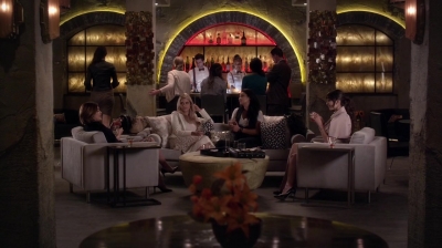 Pretty_Little_Liars_S06E11_Of_Late_I_Think_of_Rosewood_720p_WEB-DL_DD5_1_H_264-NTb_1760.jpg