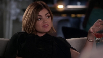 Pretty_Little_Liars_S06E11_Of_Late_I_Think_of_Rosewood_720p_WEB-DL_DD5_1_H_264-NTb_1809.jpg
