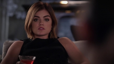 Pretty_Little_Liars_S06E11_Of_Late_I_Think_of_Rosewood_720p_WEB-DL_DD5_1_H_264-NTb_1883.jpg