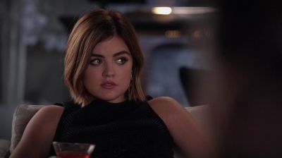 Pretty_Little_Liars_S06E11_Of_Late_I_Think_of_Rosewood_720p_WEB-DL_DD5_1_H_264-NTb_1889.jpg