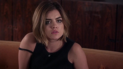 Pretty_Little_Liars_S06E11_Of_Late_I_Think_of_Rosewood_720p_WEB-DL_DD5_1_H_264-NTb_2012.jpg
